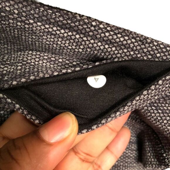 Lululemon High Times Pant Space Dyed Jacquard Size 4 - Picture 3 of 4